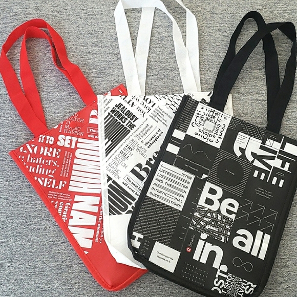 Lululemon Reusable Bags Tote Caryall Handbag